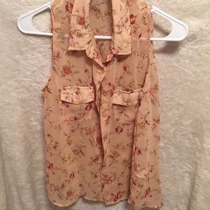 Blouse for sale 💗